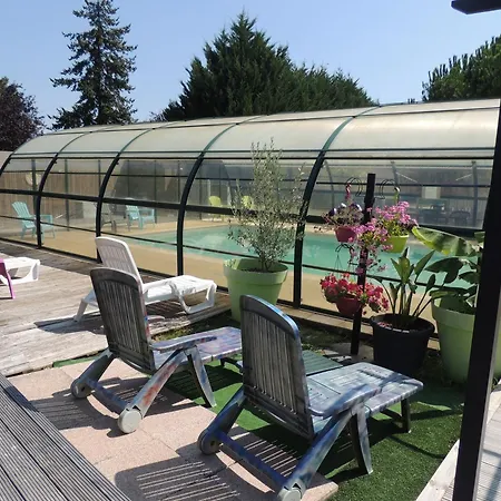 مكان تخييم 4 Personnes Maxi Confort Location En